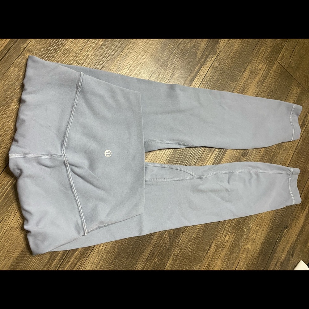 Lululemon Align Pant II *25"
Blue Cast - Picture 2 of 5